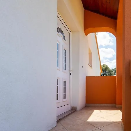 8274a Apartament
