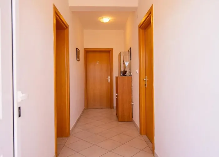 8274a Pašman