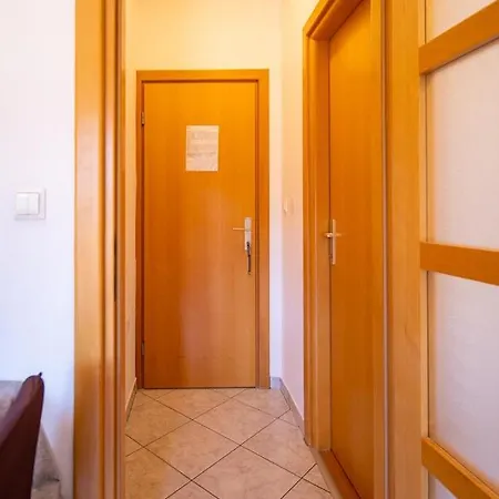 8274a * Pašman