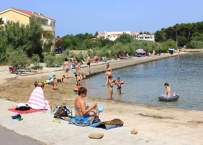 아파트 8274a Pašman